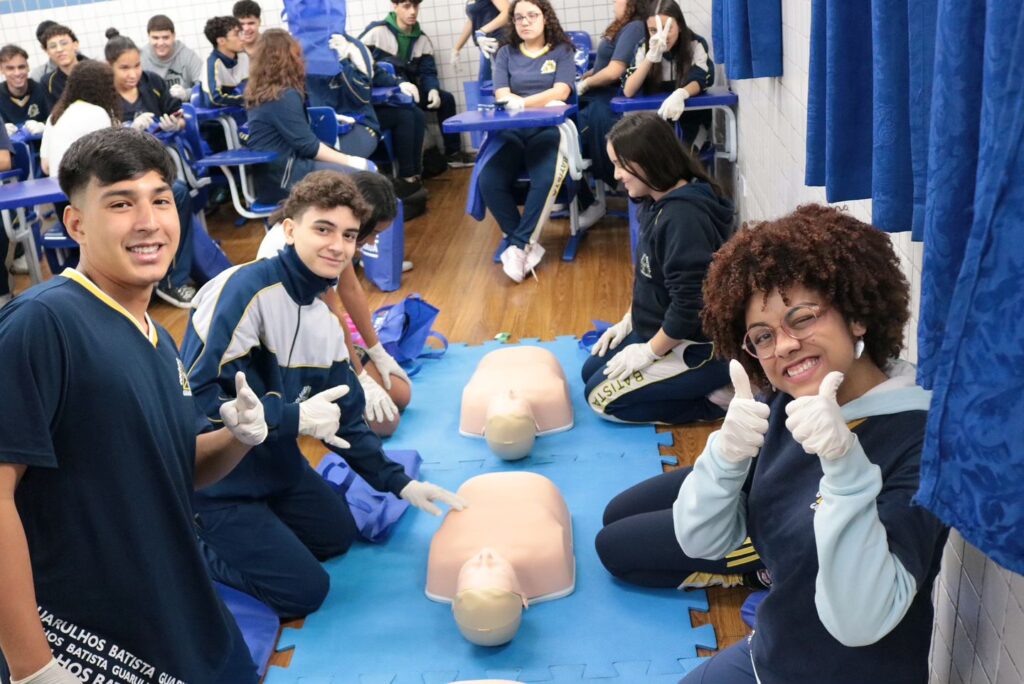 Instagram post from colegiobatistadeguarulhos. This post is in position 1.
